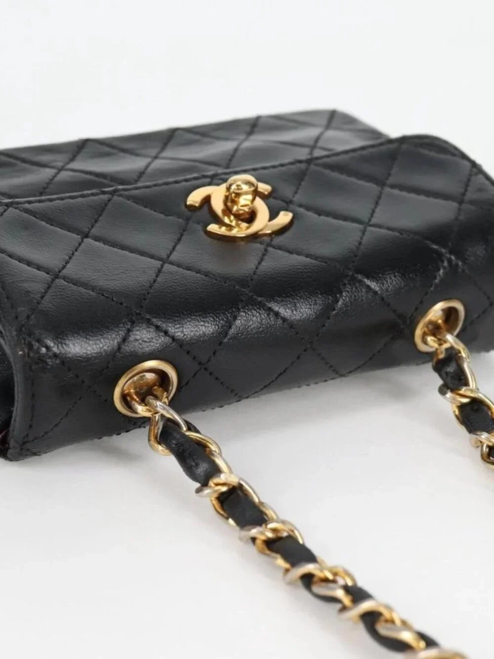 CHANEL Matelasse Chain Shoulder Bag Lamb Skin Black Gold CC Auth bs29080